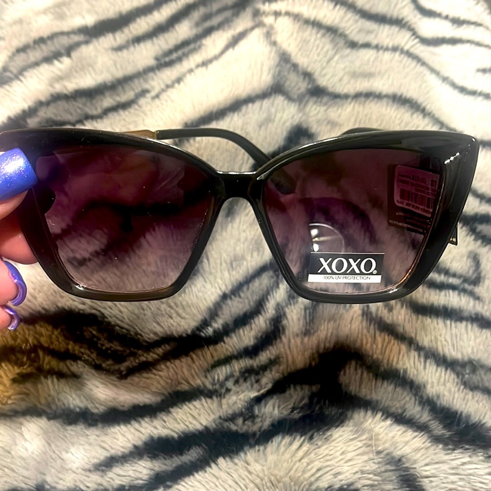 Sunglasses XOXO